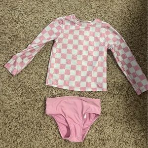 COPY - Gap rash guard for girls. Never worn. Perfect condition. Pink. 5T. NWOT